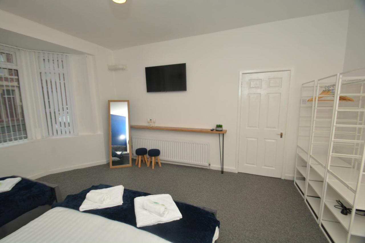 Spacious And Homely 2 Bedroom Flat - Suitelivin ゲーツヘッド エクステリア 写真