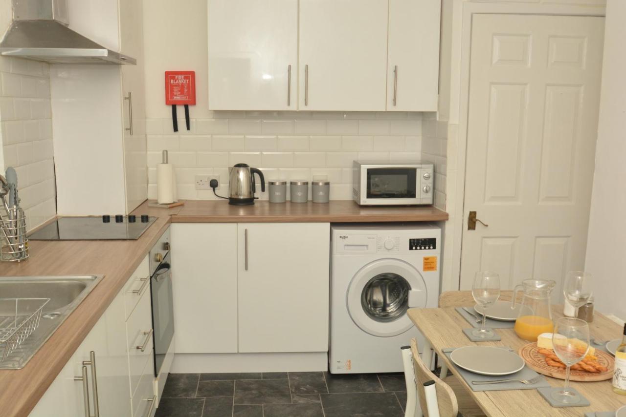 Spacious And Homely 2 Bedroom Flat - Suitelivin ゲーツヘッド エクステリア 写真